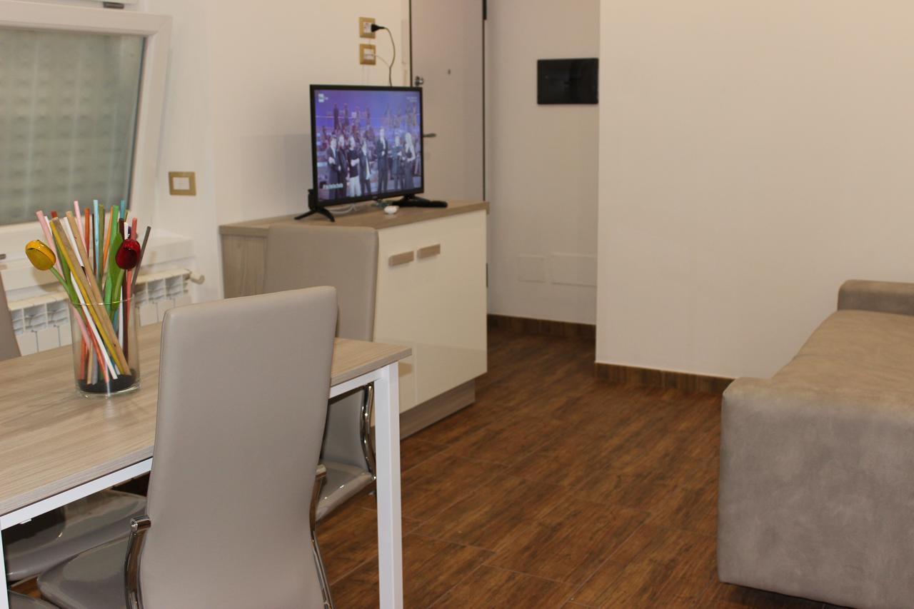 Apartamento Locazione Turistica "Loft Roma Tiburtina" Exterior foto